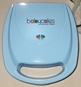 Babycakes Cupcake Maker Machine 8 Capacity CC-2828BB Non-Stick Blue Pre-Owned - Picture 1 of 4