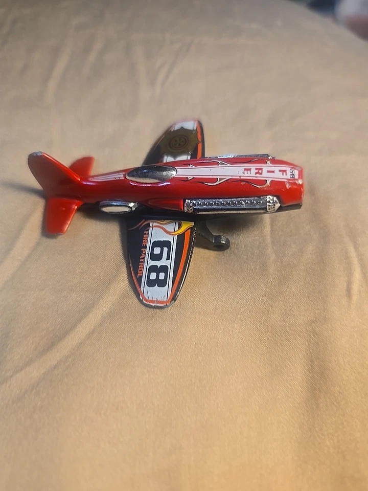 2003 Mattel C2719 Fire Patrol 68 Propeller Plane Die Cast - Image 1 of 3