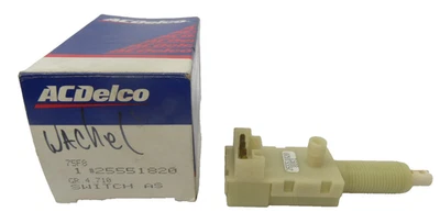 NOS GM 25551820 Brake Pedal Cruise Control Switch Assembly 88‑95 GM/Buick Sedans - Image 1 of 4