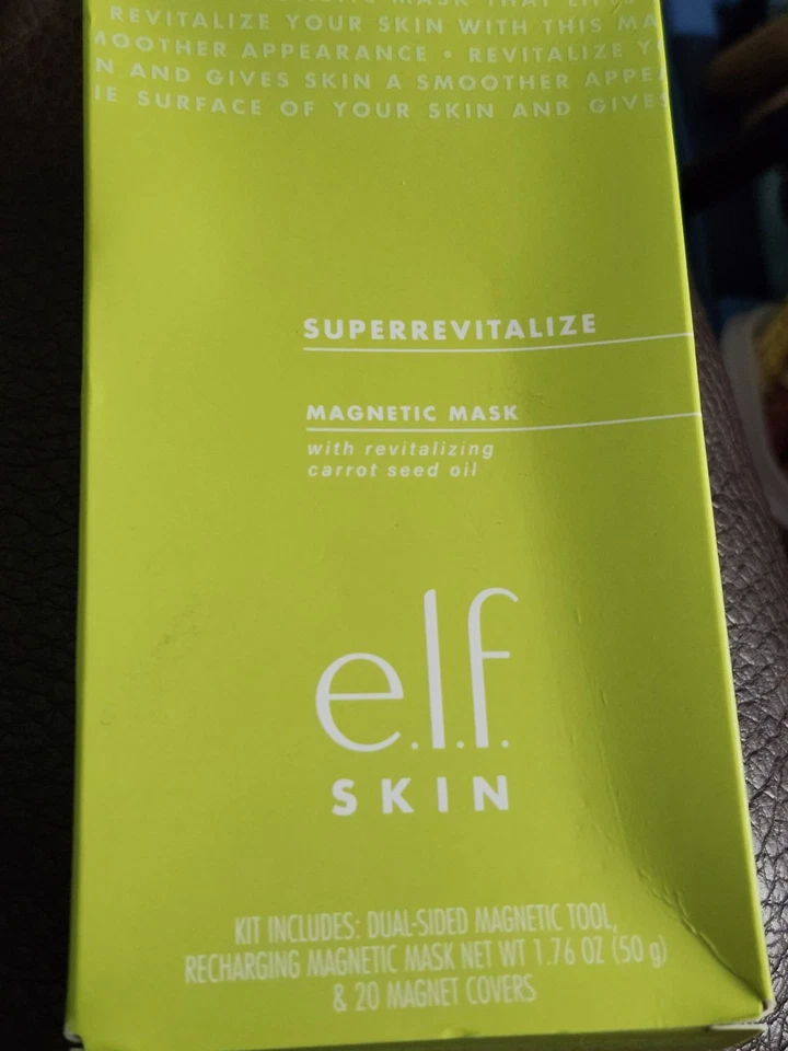 E.L.F. Máscara facial magnética Skin Superrevitalize com óleo de semente de cenoura revitalizante  - Imagem 1 de 4