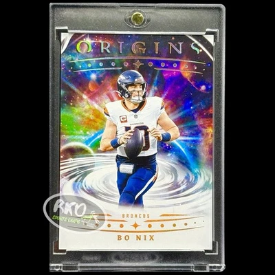 Tarjeta de inversión Bo Nix RARA LÁMINA DORADA COLOR REMOLINO SSP PANNI BRONCOS COMO NUEVA Foto 1 de 4