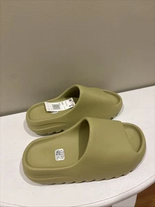 Yeezy Slides Resina Hombre Talla 10 - Imagen 1 de 6