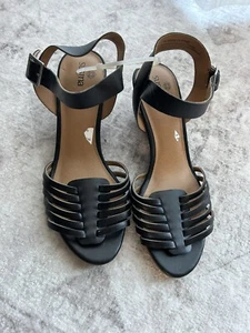 Sandales compensées à lanières SUSINA femme pointure 7 NOIR NEUVES chaussures à lanières en cuir - Photo 1/5