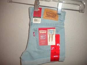 Levi's Youth Girls Size 6 Adjustable Waist Stretch Girlfriend Jean Shorts NWT - Picture 1 of 4