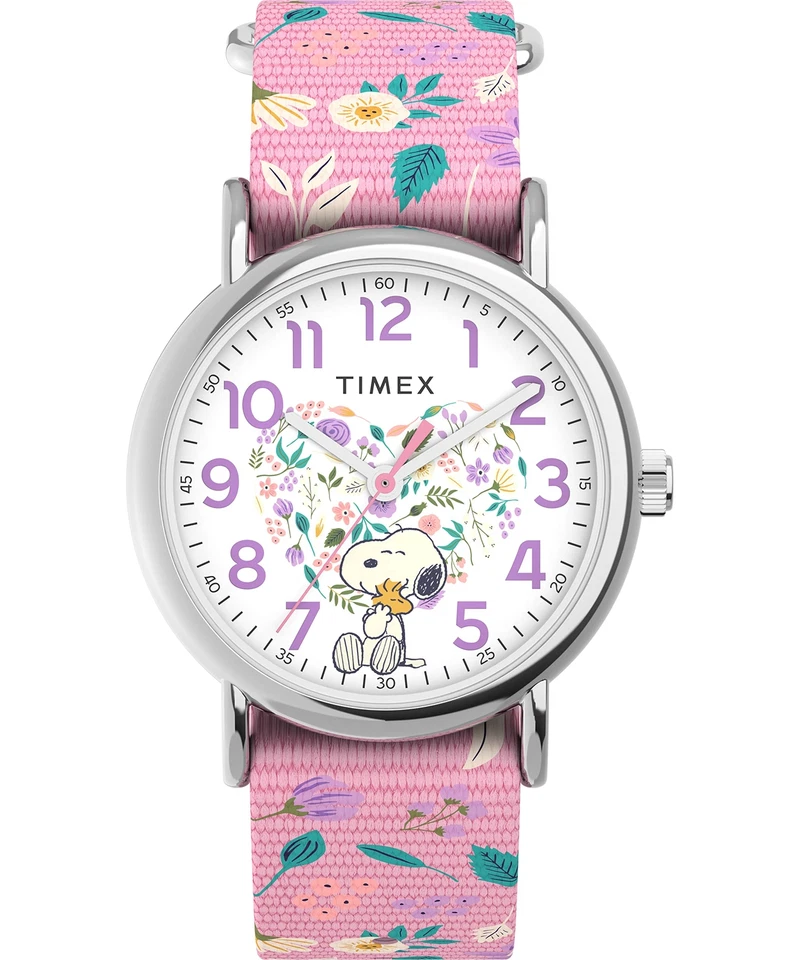 Timex TW2V77800 Peanuts-Snoopy Weekender Watch Nylon Strap Indiglo