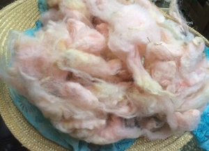 Märchenwolle Farbe „Engelchen“ Filzwolle 20g - handgefärbt - Bild 1 von 3