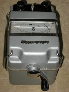 Yokogawa Insulation Tester, model L-5 - Picture 1 of 10