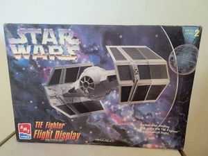 Star Wars AMT ERTL TIE Fighter Model 1995 3316 Skill Level 2 Complete - Picture 1 of 4