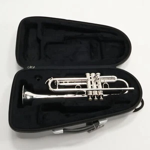 Jupiter XO Model 1600IS 'Roger Ingram' Professional Bb Trumpet MINT CONDITION - Picture 1 of 21