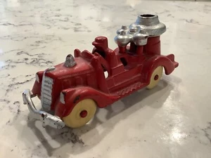 Hubley Cast Iron Vintage 4.75" Red Fire Truck 2230 Rubber Tires - Picture 1 of 12