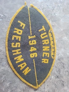 Striscione calcio matricola in feltro scuola superiore Turner 1946 - Foto 1 di 4