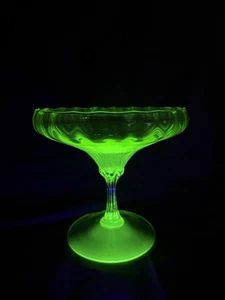 HTF Vintage MCM Empoli Vaseline Glass Optic Compote 7.75” Stunning - Picture 1 of 6