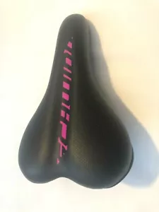 Schwinn Pink Argyle And Black Cushioned Ladies Polyurethane Bike Seat Stay clamp - Picture 1 of 3