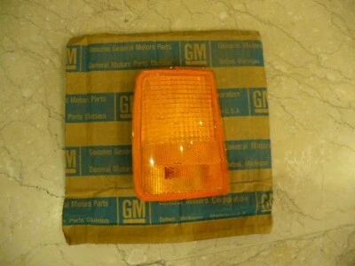 1986 Chevrolet Caprice NOS GM Front Side Marker Lamp LH 5974203 - Image 1 of 4