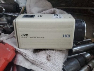 JVC C-Mount Digital Camera 3-CCD KY F70B - Image 1 of 4