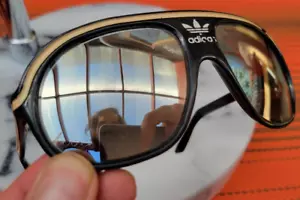 Gafas de sol vintage ' Adidas negras lacadas en el trébol' originales de Alemania Occidental años 70 - Imagen 1 de 24