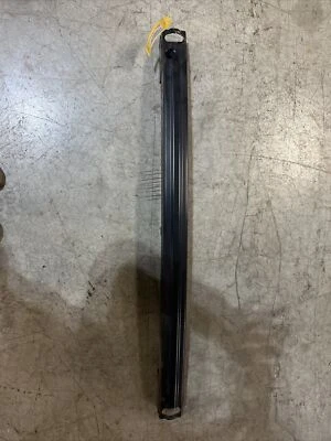 Mercury Mariner 2010 parachoques delantero refuerzo DMR Foto 1 de 3