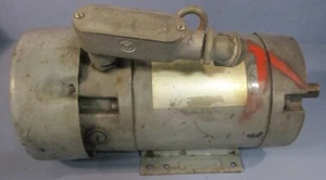 Magnetek 65385442322-2E Variable Speed DC Motor 2500RPM 1.5HP 7/8" Shaft Dia - Picture 1 of 11