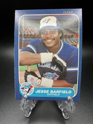 1986 Fleer - Jesse Barfield #52 Blue Jays - Image 1 of 2