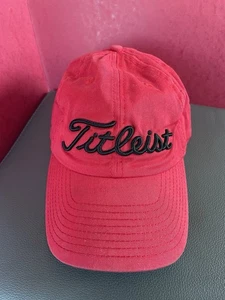 Titleist Golf Pro V1 FJ FootJoy Strapback Cappello Berretto Regolabile Uomo Donna Rosso Nero - Foto 1 di 6