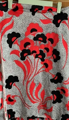 VTG Fabric Red Black Floral Mod Trippy 112 In By 41 In (Z)  3 Yards Rayon Like? - Image 1 of 4