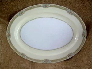 Vintage Noritake Rodista Berry #590 Fine China Platter ~16" OVAL - Picture 1 of 4