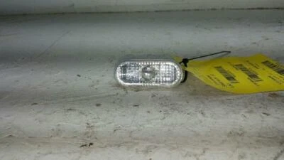 Marcador lateral de luz de esquina/parque sedán ciudad Canadá solo se adapta a 01-11 JETTA 267914 Foto 1 de 4