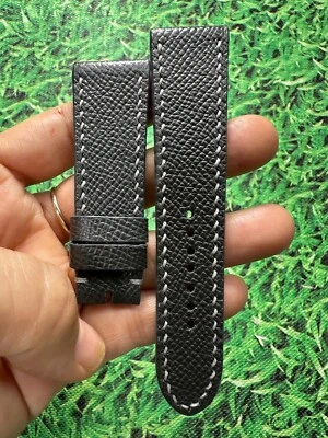 Correa de reloj acolchada de cuero de becerro Epsom gris real genuino de 20 mm/18 mm Foto 1 de 4