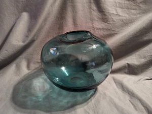 Unmarked Art Glass Planter/Vase, Hand Blown, Collapsed Opening, 6 1/4" PRE-OWNED - Picture 1 of 13