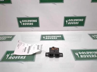 Cierre capó pasajeros Jaguar XE 17-19 5H22-16700-CC Foto 1 de 4