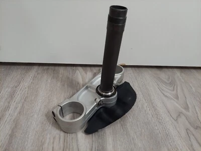 DUCATI MONSTER S2R S4R 620 1000 900 750 LOWER TRIPLE TREE CLAMP  - Image 1 of 4