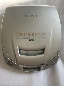 Lecteur CD numérique Sony Discman ESP2 MEGA BASS D-E200 argent pour pièces seulement - Photo 1/9