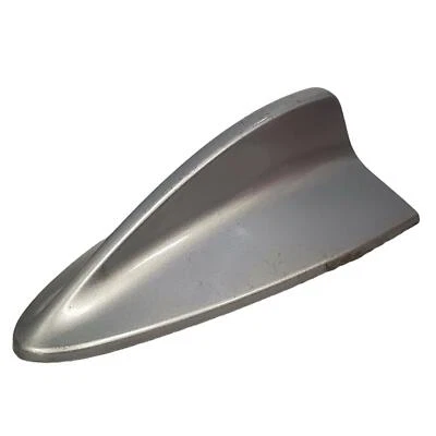 BMW 325I 2006 antena de radio exterior aleta de tiburón plateada OEM ID# 1682646 Foto 1 de 4
