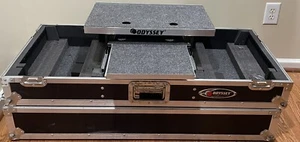 Odyssey FZGS12CDJW Flight Zone Glide Style Laptop DJ CD Mixer Coffin with Wheels - Picture 1 of 11