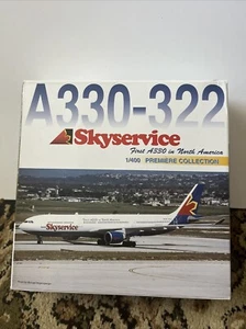 1:400 Dragon Wings SKYSERVICE A 330-322 - Picture 1 of 2