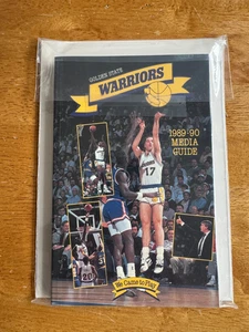 Golden State Warriors 1989-90 Media Guide Chris Mullin - Picture 1 of 1