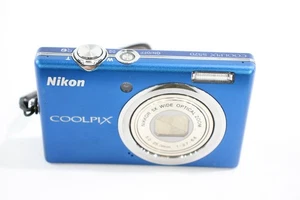 Nikon Coolpix S570 Digital Compact Camera Working w/ 5x Optical Zoom - Picture 1 of 6