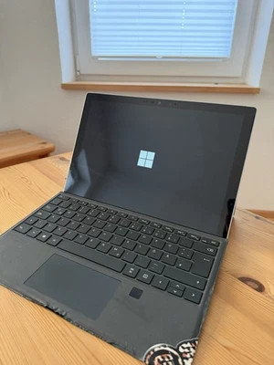 Microsoft Surface Pro 7 12,3" - 128GB SSD - Intel Core i5 10. Gen - 3,70GHz Top - Bild 1 von 4