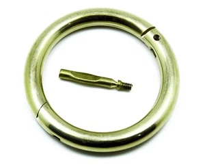 Anillo de nariz de toro 2.5 "Diámetro + Tornillo de latón Vaca de ganado Veterinaria Premium Tools - Imagen 1 de 3
