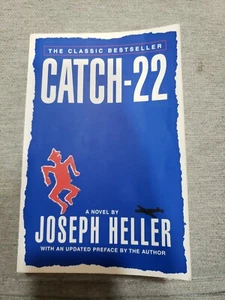 The Classic Bestseller "Catch-22" by Joseph Heller 2004 Paperback - Picture 1 of 7
