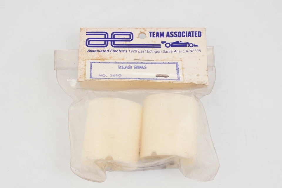 Team Associated 3610 Hinterräder Modellbau - Bild 1 von 1