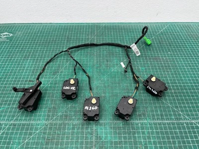 07-18 VOLVO S60 V60 XC60 V70 XC70 AC HEATER FLAP DOOR ACTUATOR SET OEM - Image 1 of 4