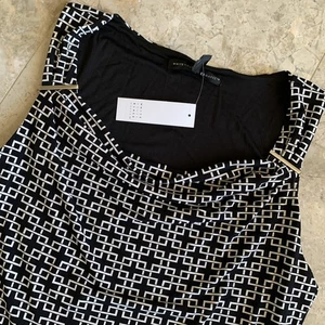 Top smanicato donna collo cappuccio White House Black Market nuovo con etichetta, taglia M nero - Foto 1 di 7