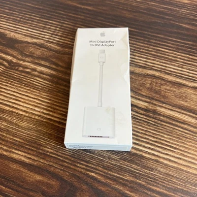 Genuine Apple Mini DisplayPort to VGA Adapter MB572Z/B - Model A1307 -NEW IN BOX - Image 1 of 3