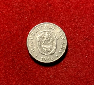 Panama 1968 5 Centesimos Copper-Nickel Coin KM#23.2 T3953 - Picture 1 of 2