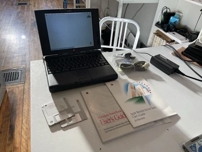 Portátil Apple Macintosh PowerBook 5300c con adaptador de corriente + accesorios - probado Foto 1 de 4