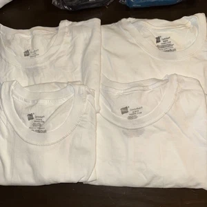 Hanes bequeme weiche taglose T-Shirts Kurzarm 4 Stück neu ohne Etikett Größe Large *LESEN* - Bild 1 von 2