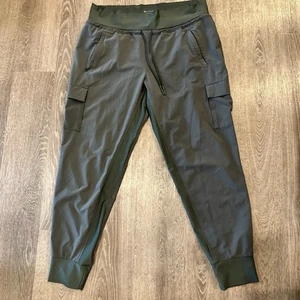 Athleta Sutton Jogger Womens Size 12 Green Cargo Pants Stretch Pull On - Picture 1 of 9