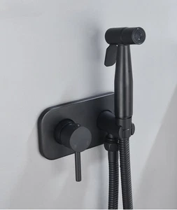 Valvola miscelatore nera set spruzzatore manuale acqua calda e fredda Shattaf bidet spruzzatore - - Foto 1 di 9