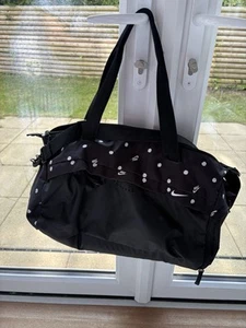 Nike Gym Duffle Holdall Bag Black - Picture 1 of 5